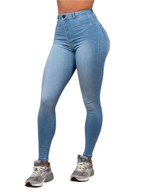 NWT FITJEANS Contour High Waist Skinny Jean size XS in Arctic Blue